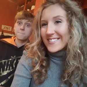 Meet your Posher, Lydia